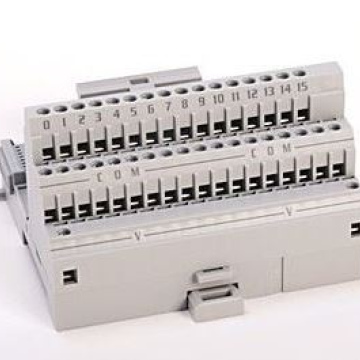 ALLEN BRADLEY 1749-TB3 